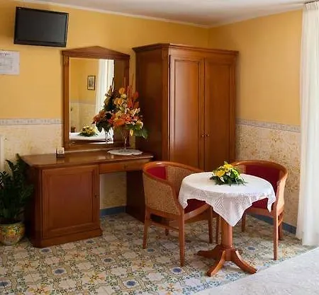 Hotell Hotel Amalfi Amalfi