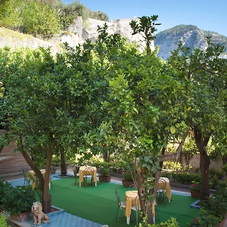 Hotel Amalfi Hotel