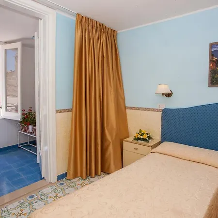 Hotell Hotel Amalfi