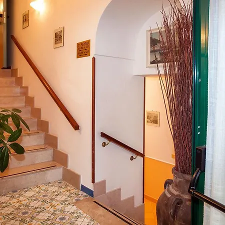 Hotell Hotel Amalfi 3*