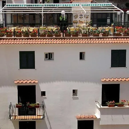 Hotel Amalfi Hotell 3*