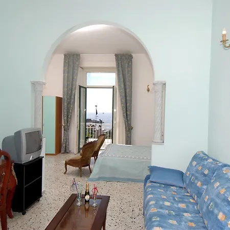 Hotell Hotel Amalfi 3*