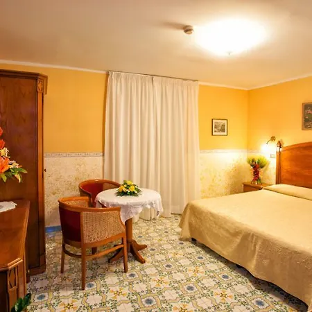 Hotel Amalfi Hotel 3*