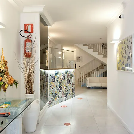 Hotell Hotel Amalfi 3*