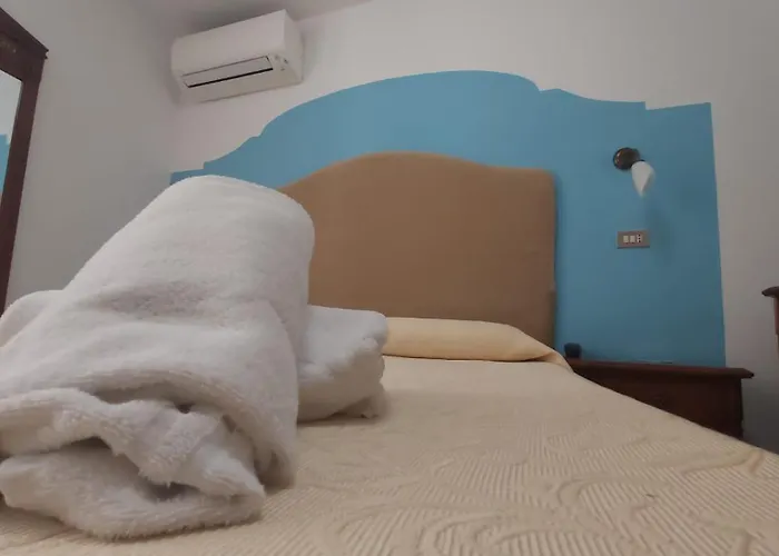 Hotel Amalfi מלון אמאלפי