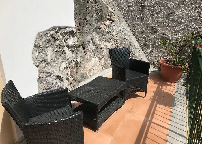 מלון Hotel Amalfi 3*