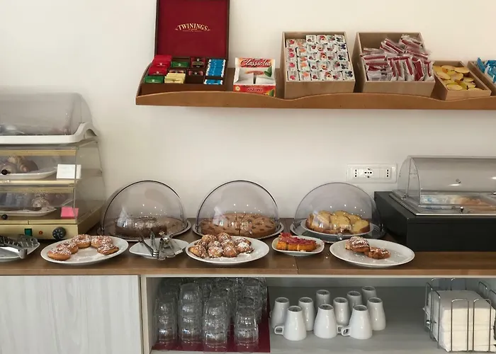 Hotel Amalfi אמאלפי